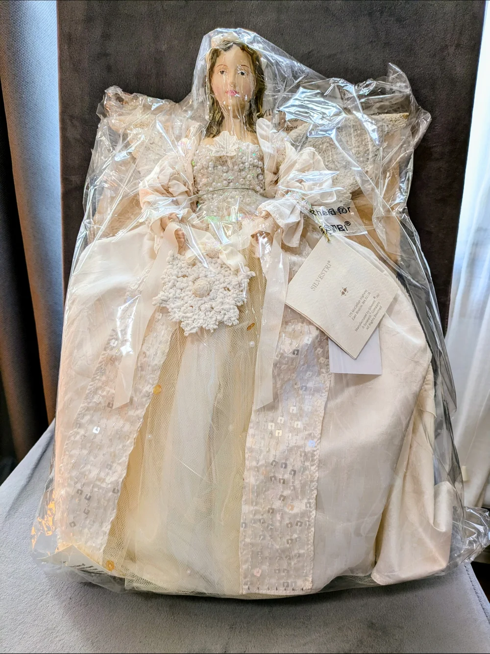 Silvestri by D.L. Rhein lily elegant